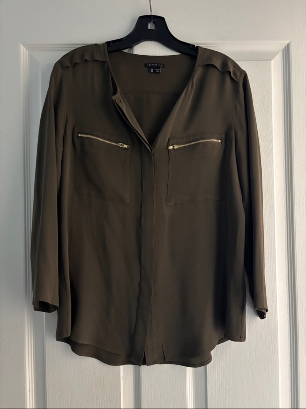 Theory 100% Silk Olive Green Blouse with Zip Pockets Sz M